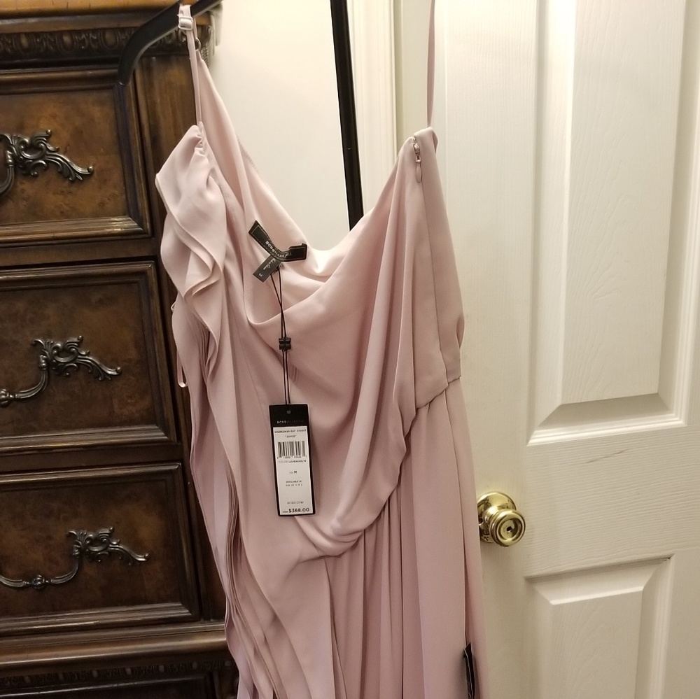 Bcbgmaxazria gown